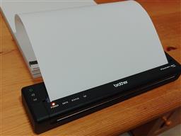 Molabel A4 hőpap&iacute;r leporell&oacute;